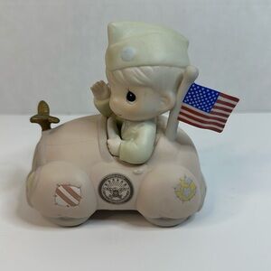Vintage 1995 Precious Moments Figurine